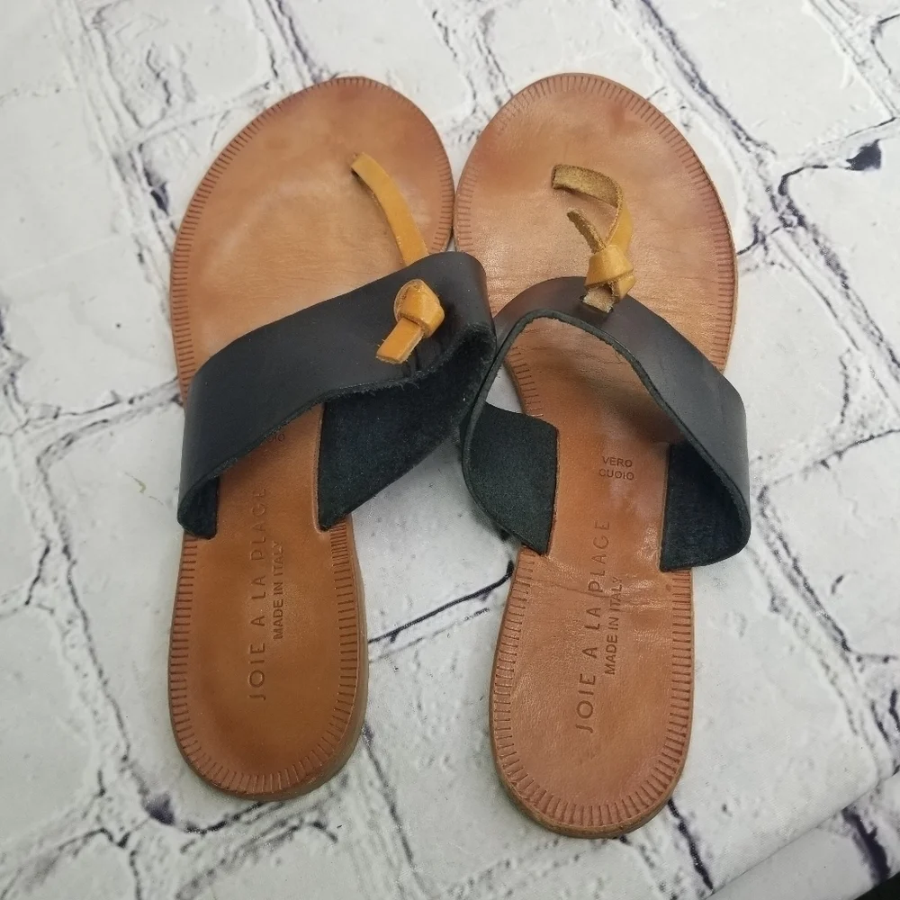 Joie a la plage Nice flat black tan leather thong sandals